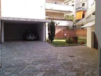 Tarussio Otel Arezzo